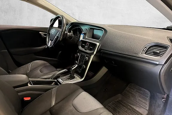 Volvo V40 2015 photo 4