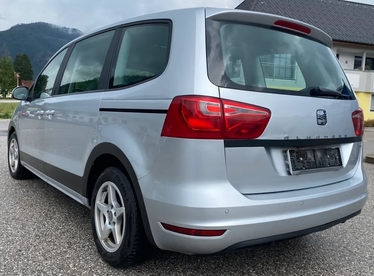 Seat Alhambra 2014 photo 2