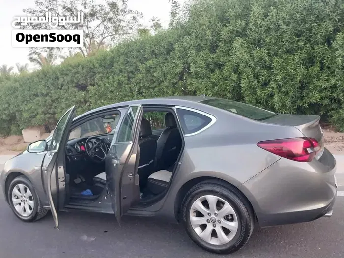 Opel Astra 2021 photo 3