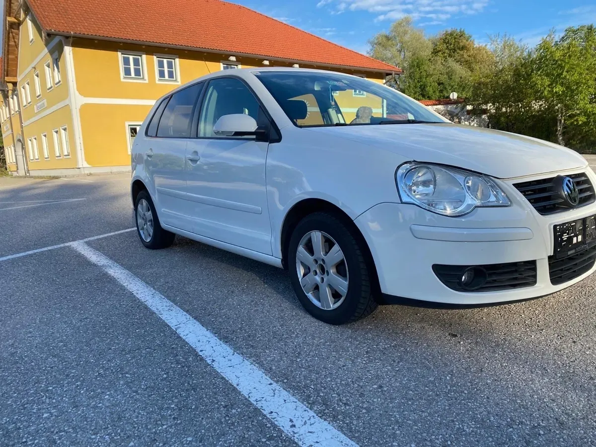 Volkswagen Polo 2005 photo 3