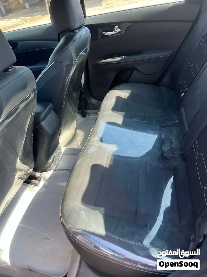Kia Forte 2023 photo 4