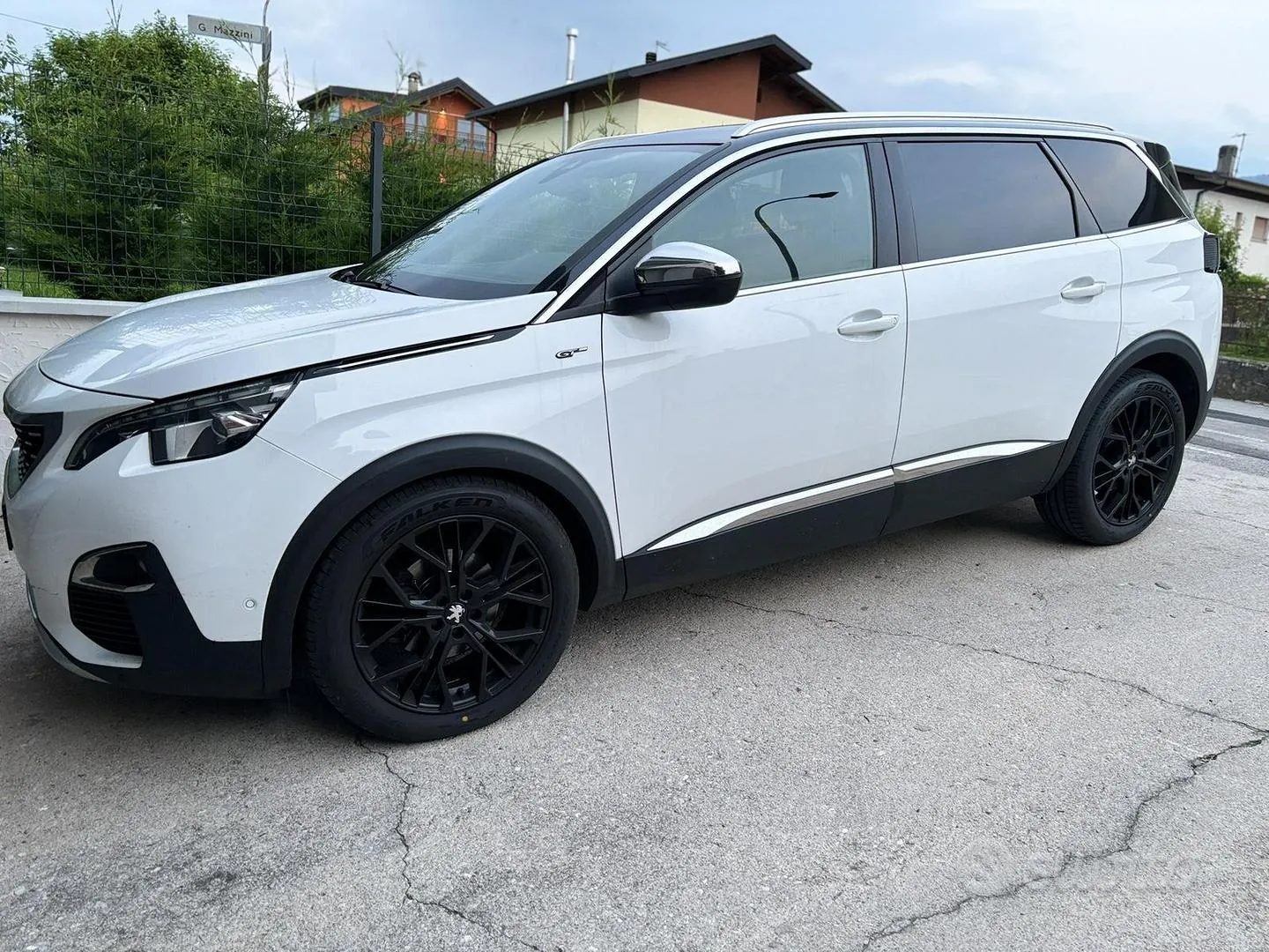 Peugeot 5008 2019 photo 2