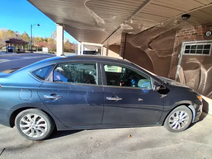 Nissan Sentra 2017 photo 4
