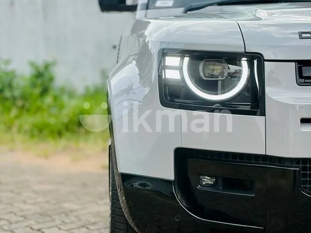 Land Rover Defender 2026 photo 5