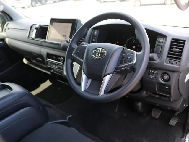 Toyota Hiace 2026 photo 5