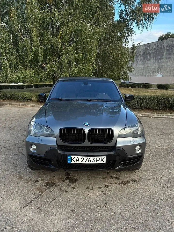 BMW X5 2008 photo 2
