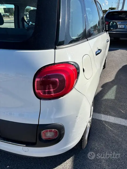 Fiat 500L 2016 photo 2