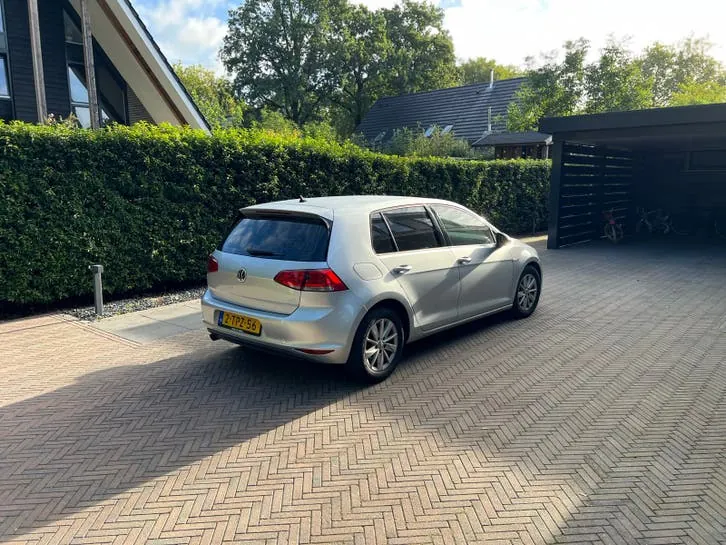 Volkswagen Golf 2014 photo 3