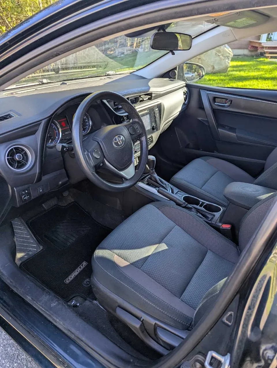Toyota Corolla 2017 photo 5