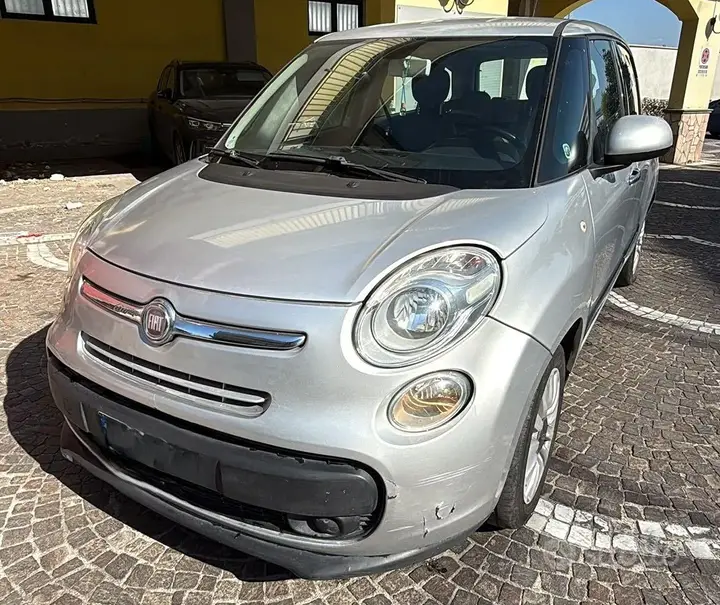 Fiat 500L 2013 photo 2