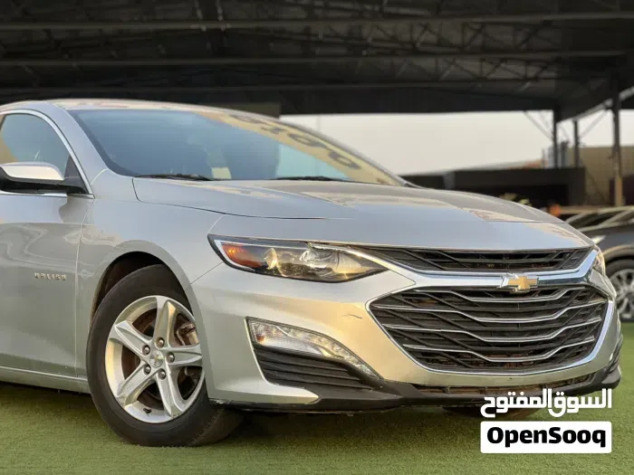 Chevrolet Malibu 2022 photo 2