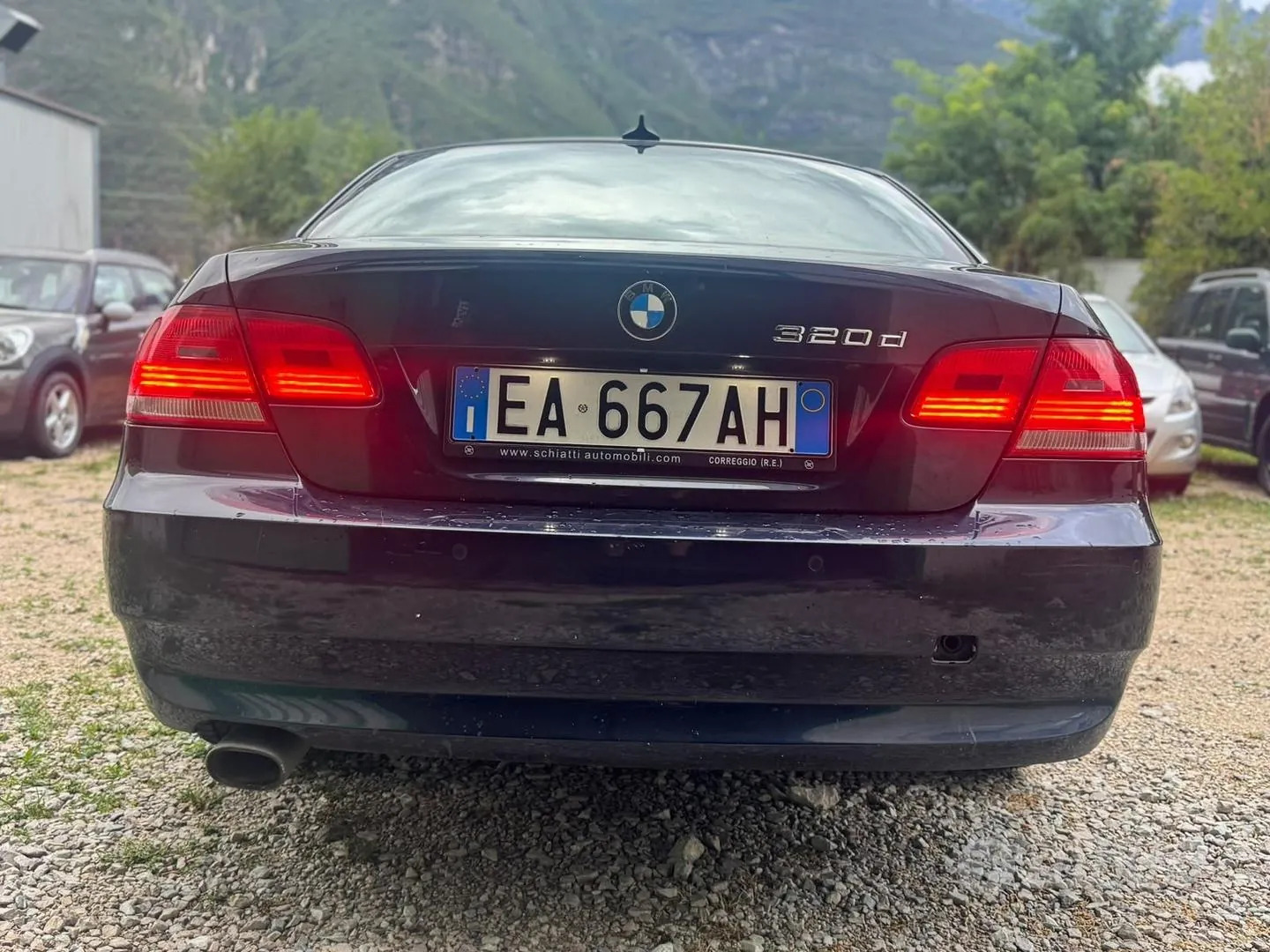 BMW 320D 2009 photo 4