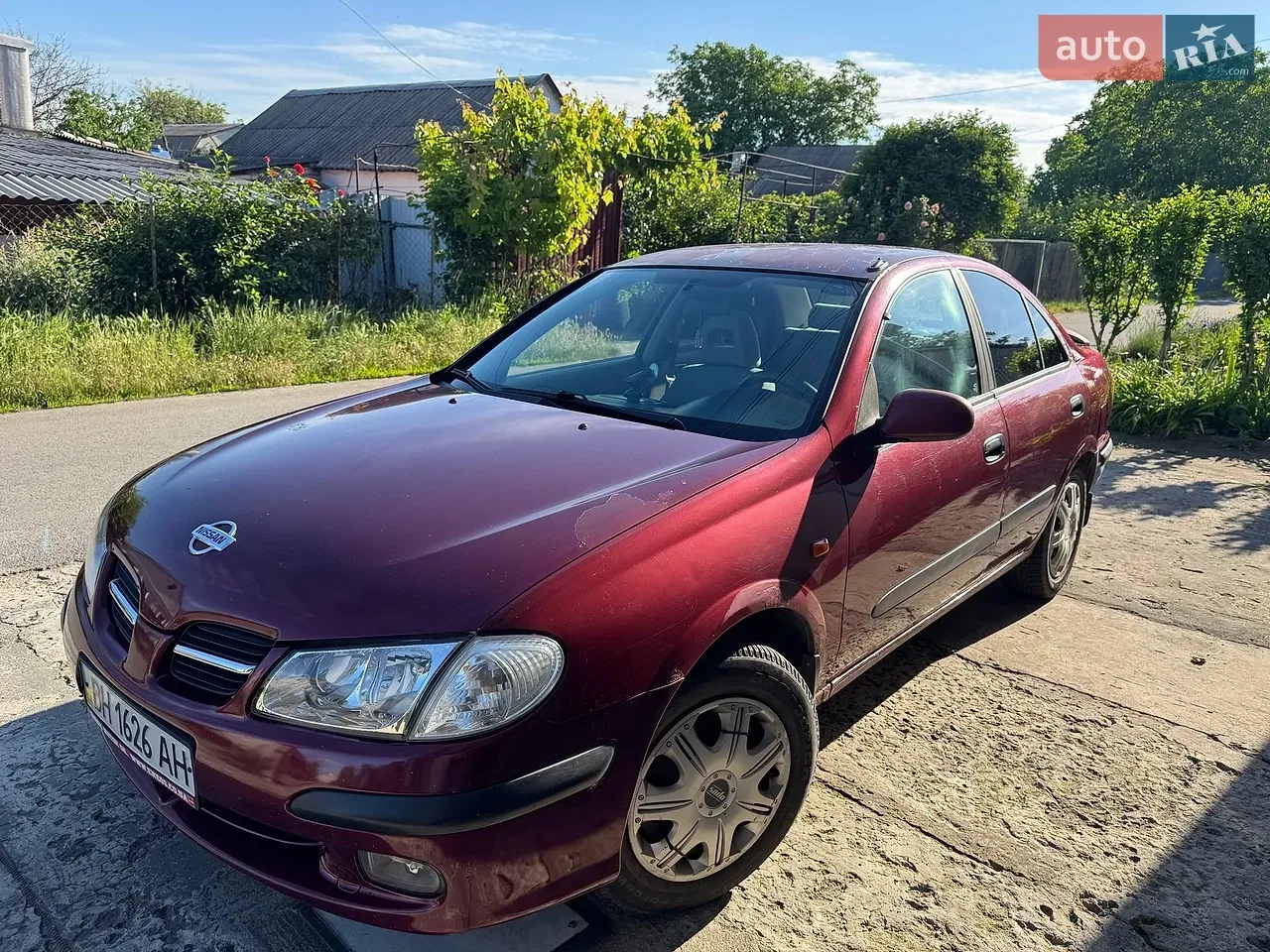 Nissan Almera