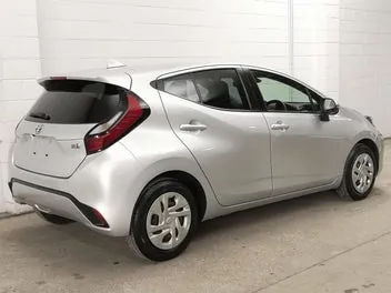 Toyota Aqua 2022 photo 3