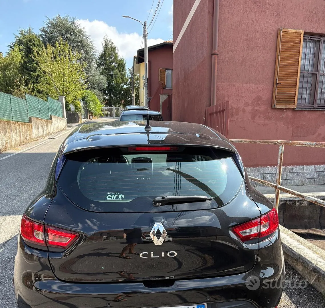 Renault Clio 2017 photo 2
