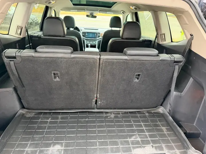 Volkswagen Atlas 2018 photo 2