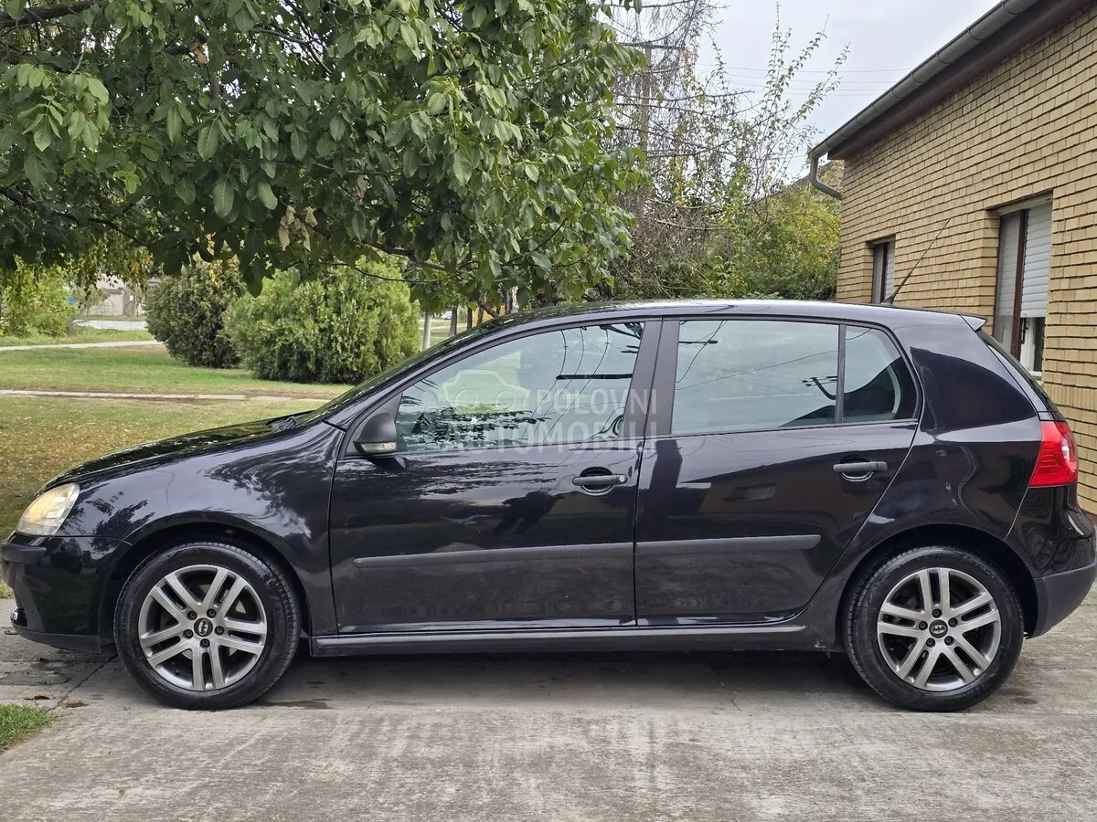 Volkswagen Golf 5 2007 photo 2
