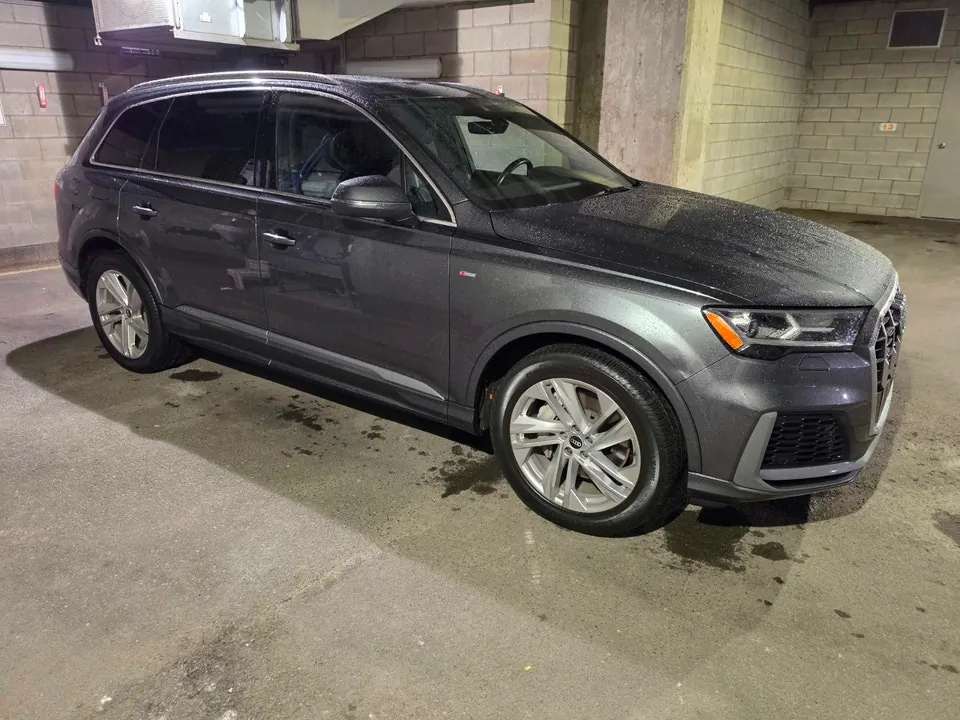 Audi Q7 2021 photo 5