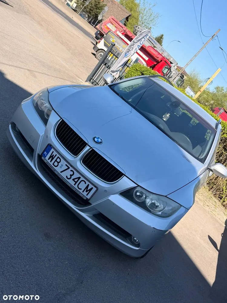 BMW Seria 3 2007 photo 2
