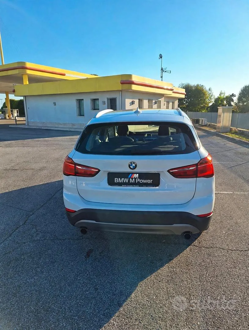 BMW X1 2016 photo 4