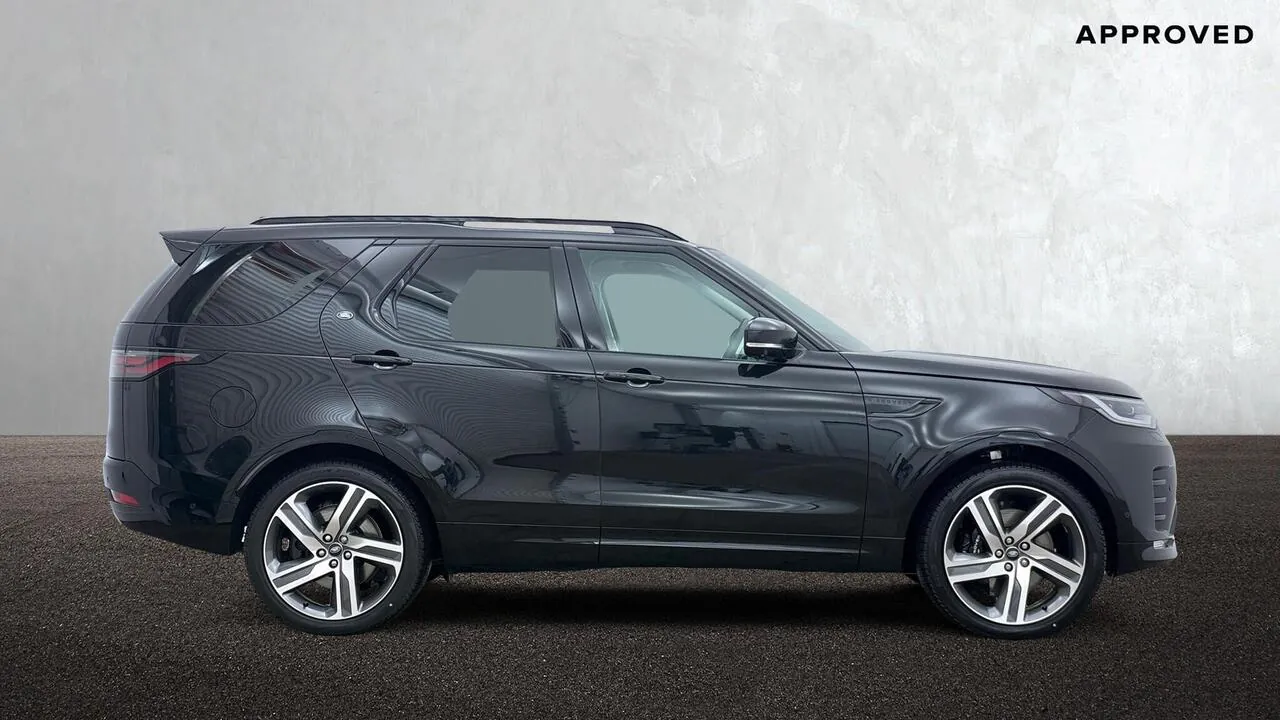 Land Rover Discovery 2026 photo 5