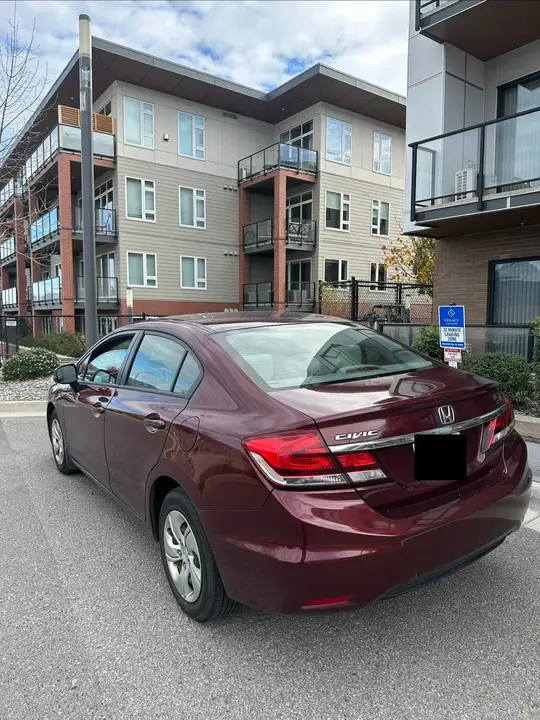 Honda Civic 2013 photo 2
