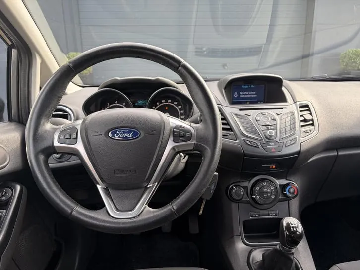 Ford Fiesta 2017 photo 3