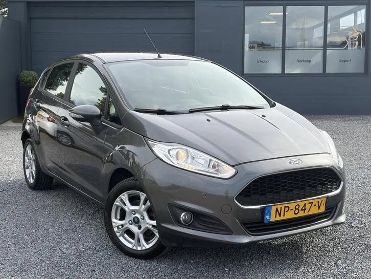 Ford Fiesta 2017 photo 2