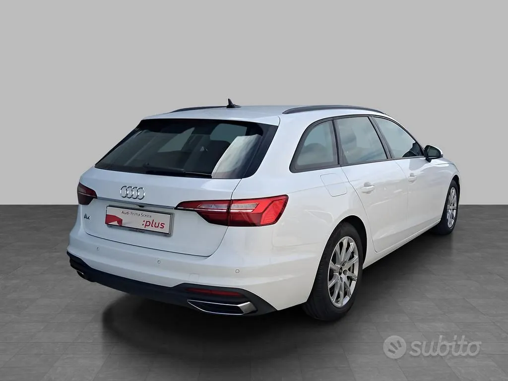 Audi A4 Avant 2024 photo 2