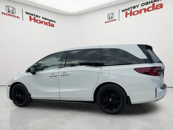 Honda Odyssey 2025 photo 4