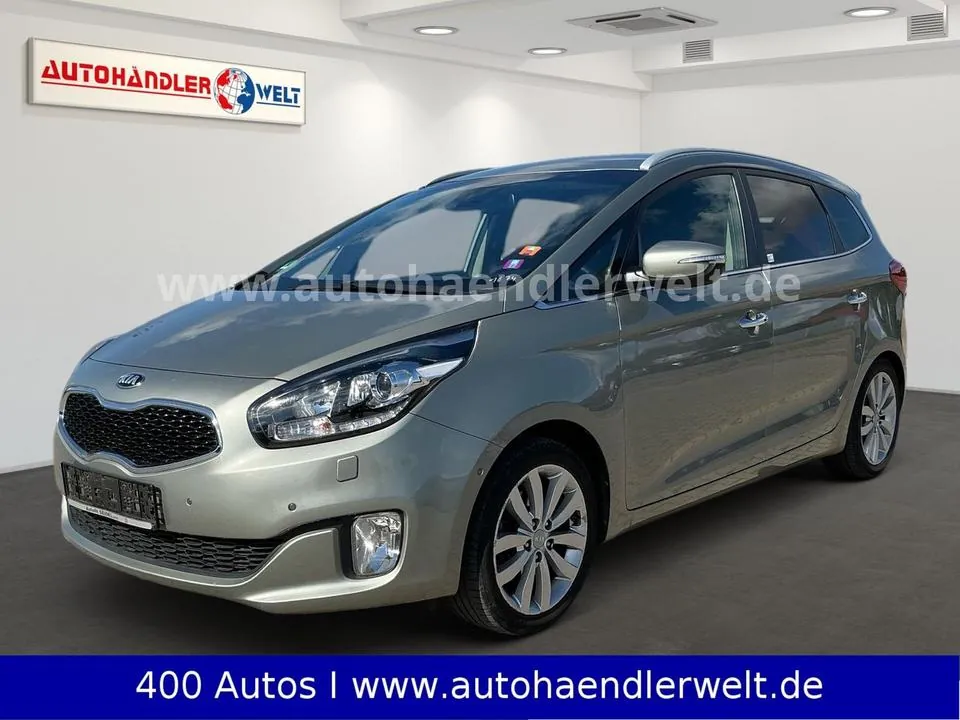 Kia Carens