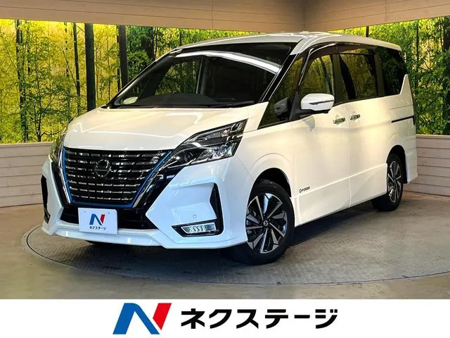 Nissan Serenade