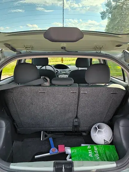 Toyota Yaris 2004 photo 4