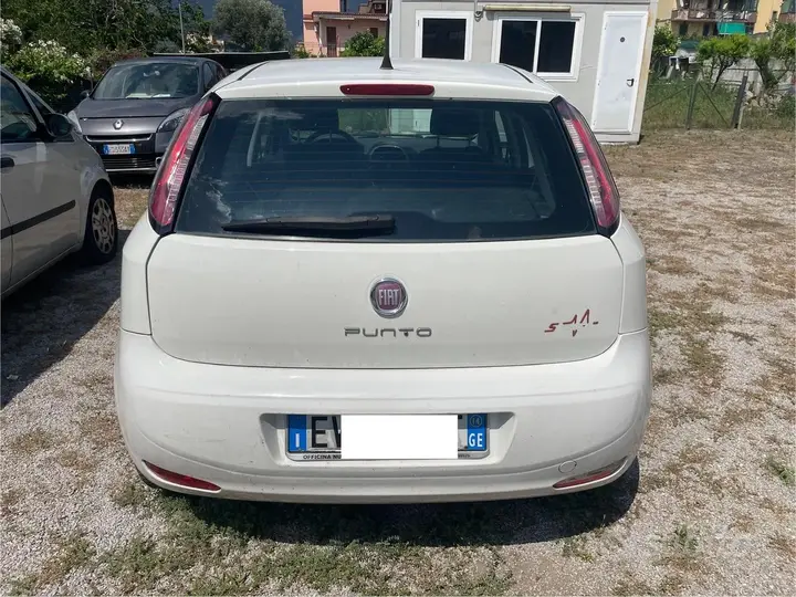Fiat Punto 2014 photo 4