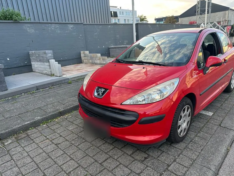 Peugeot 207