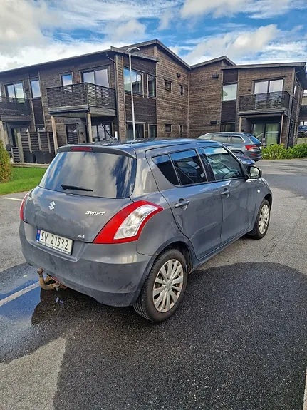Suzuki Swift 2012 photo 3