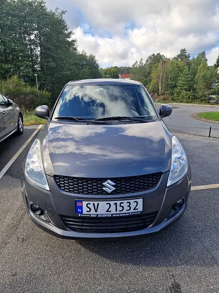 Suzuki Swift 2012 photo 4
