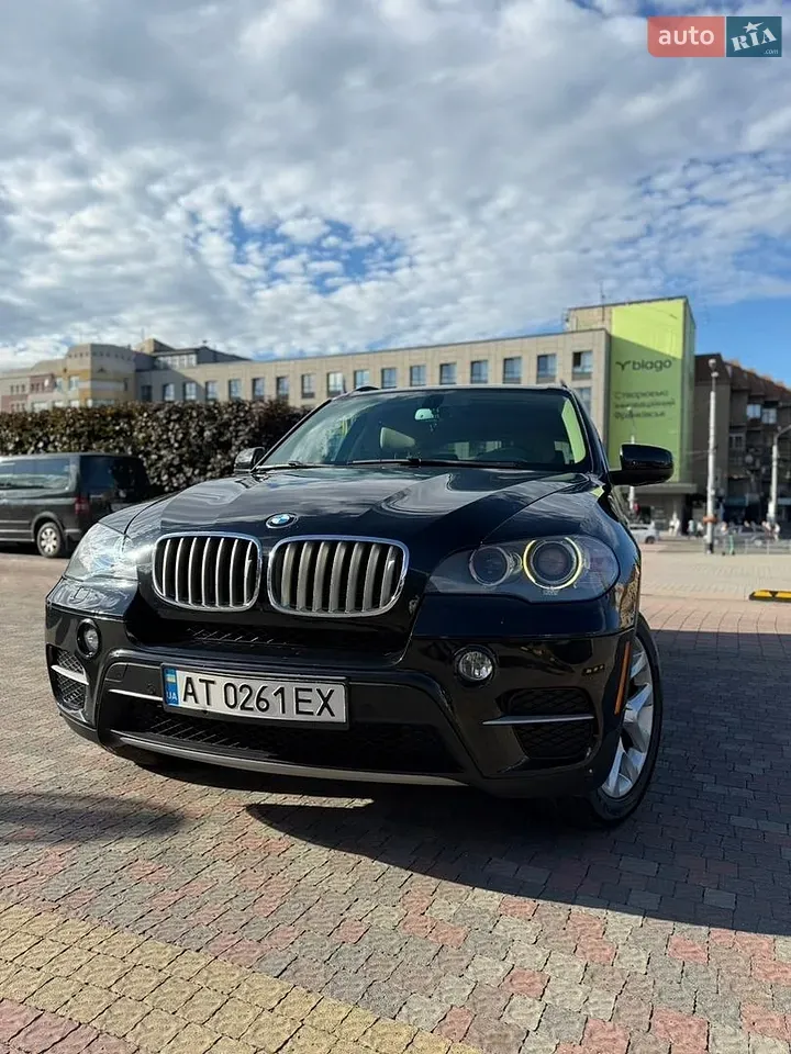 BMW X5 2012 photo 2