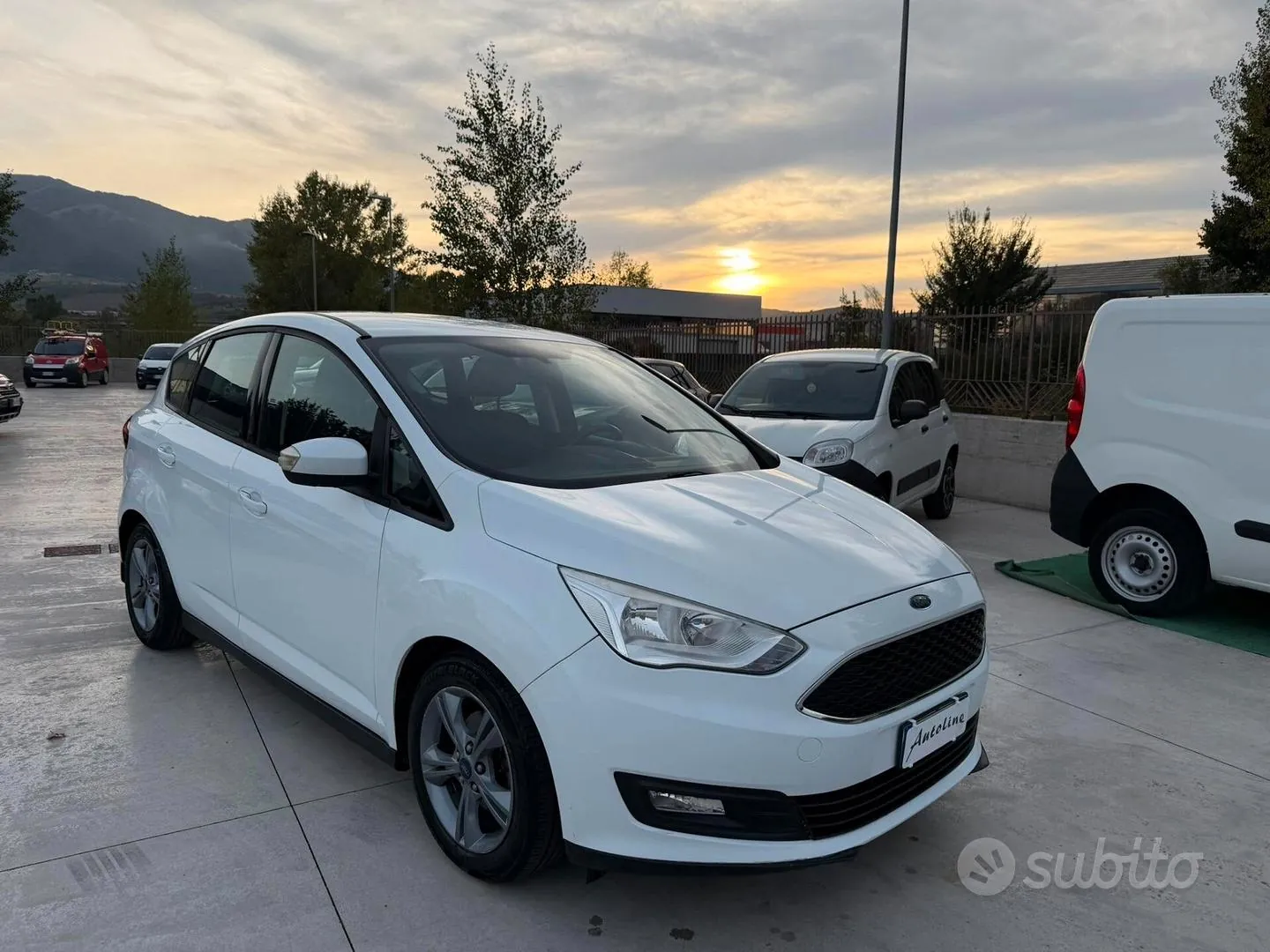 Ford C-Max 2016 photo 2