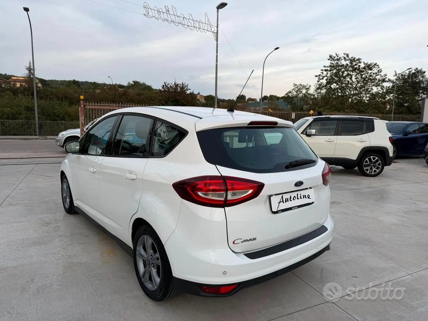 Ford C-Max 2016 photo 3