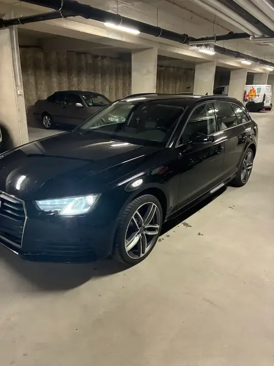 Audi A4 2016 photo 2