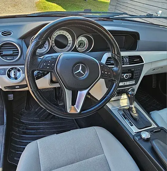 Mercedes-Benz C 220 2012 photo 5