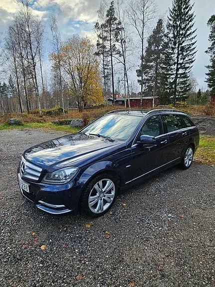Mercedes-Benz C 220