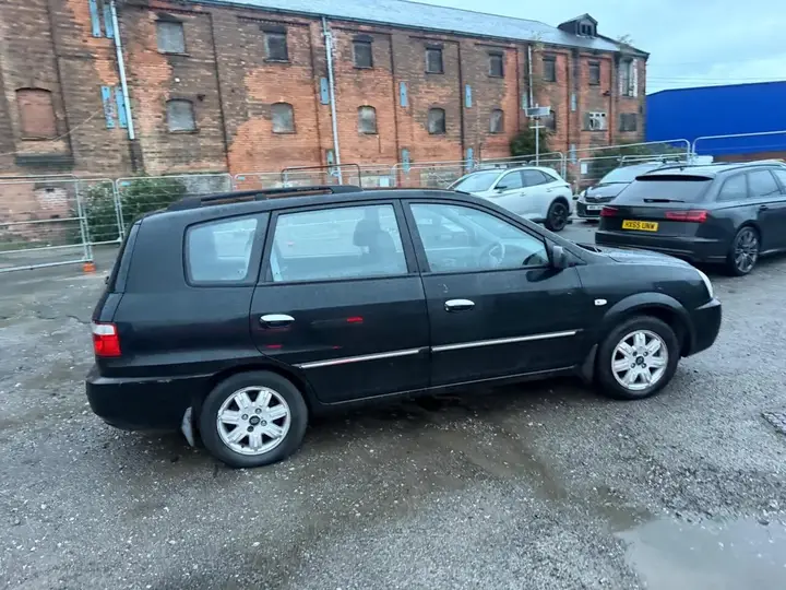 Kia Carens 2003 photo 5