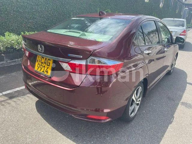 Honda Grace 2015 photo 3