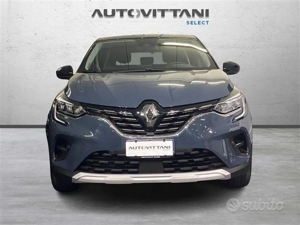 Renault Captur 2023 photo 2