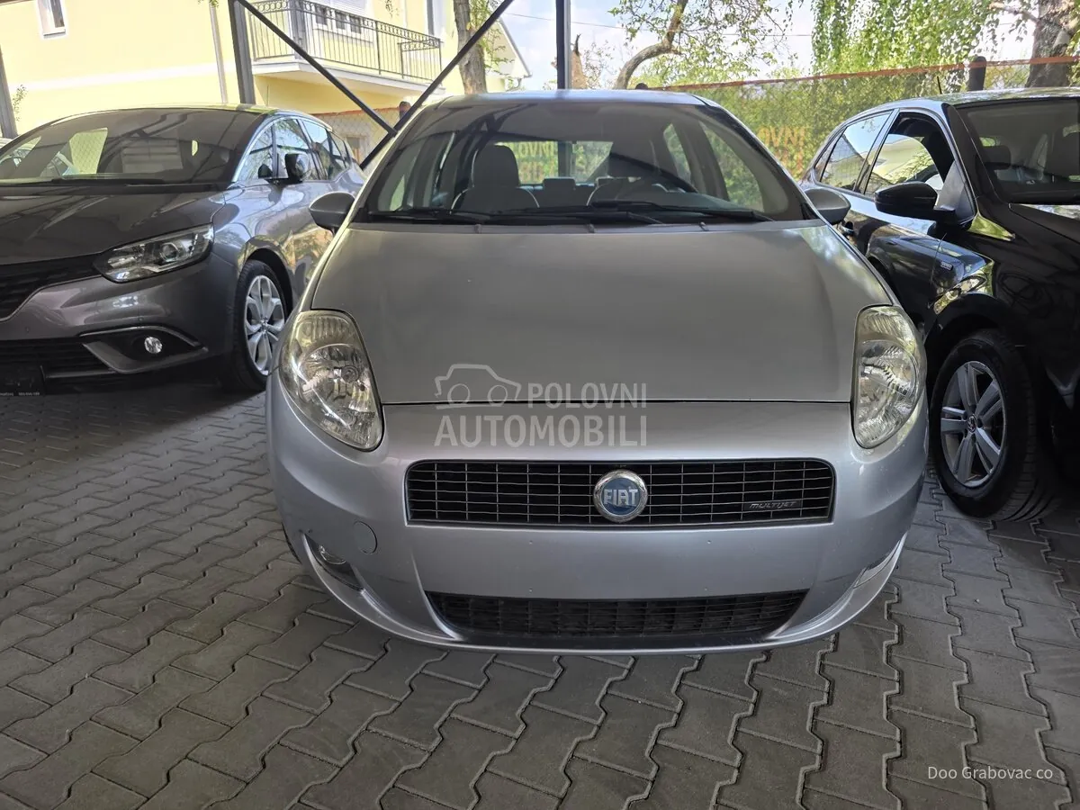 Fiat Grande Punto 2006 photo 2