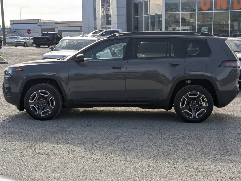Jeep Cherokee 2026 photo 5