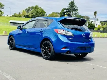 Mazda Axela 2013 photo 4