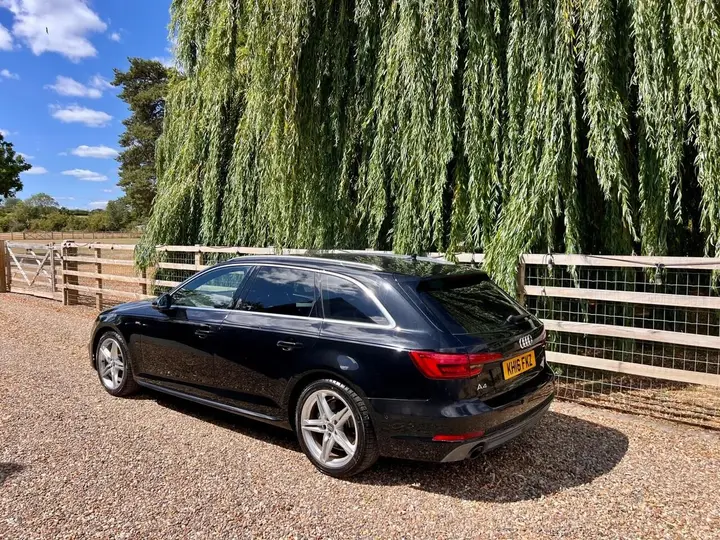 Audi A4 Avant 2016 photo 5